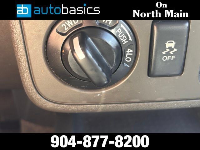 Used 2017 Nissan Frontier SV AWD/4WD image 32