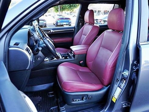 Used 2023 Lexus GX 460 Premium w/ Premium Plus Package image 16