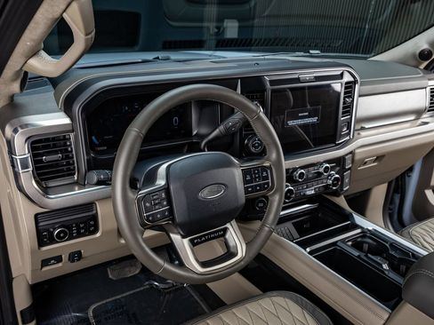 Used 2026 Ford F350 Platinum w/ Platinum Plus Package AWD/4WD image 17