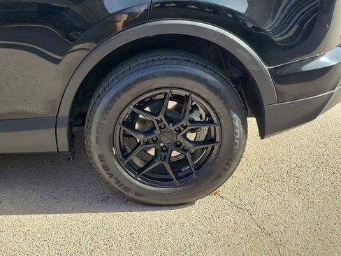 Used 2018 Toyota RAV4 LE image 8