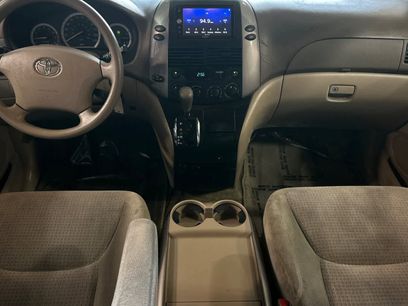 Used 2008 Toyota Sienna CE