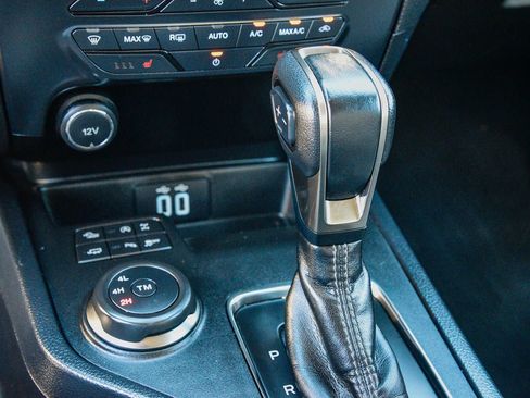 Used 2020 Ford Ranger Lariat w/ Equipment Group 501A Mid image 27