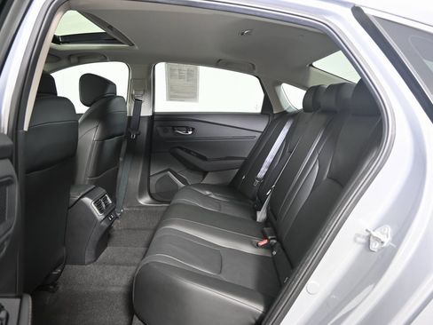 Used 2025 Honda Accord Touring image 17