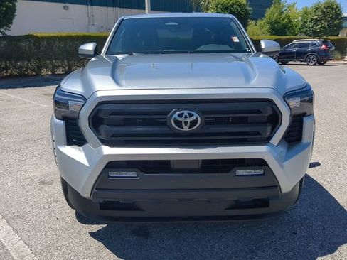 Certified 2024 Toyota Tacoma SR5 image 9