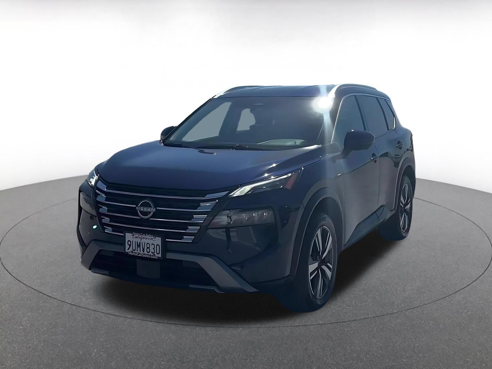 Used 2026 Nissan Rogue SL FWD image 6