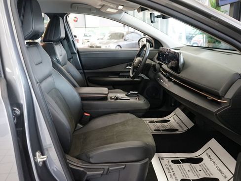 Used 2023 Nissan Ariya FWD image 44