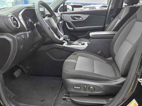 Used 2025 Chevrolet Blazer LT FWD image 11