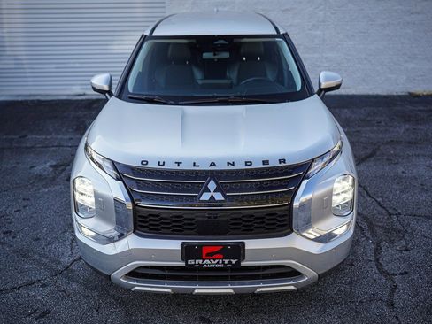 Used 2023 Mitsubishi Outlander SE image 5