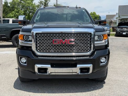 Used 2017 GMC Sierra 2500 Denali AWD/4WD image 6