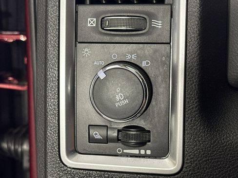 Used 2016 RAM 1500 Big Horn RWD image 20