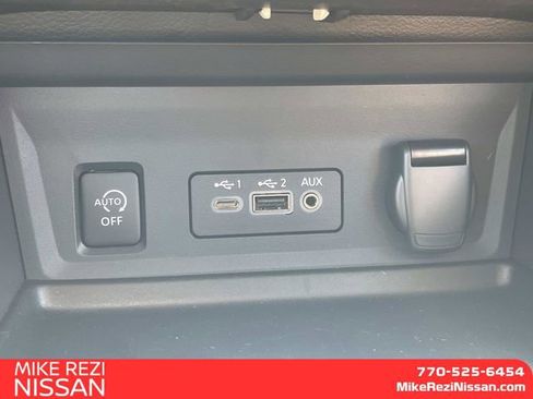 New 2025 Nissan Sentra SV w/ SV Premium Package image 19