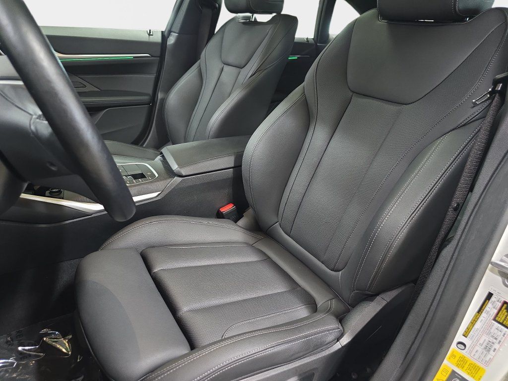 Used 2023 BMW i4 eDrive40 w/ Premium Package RWD image 17