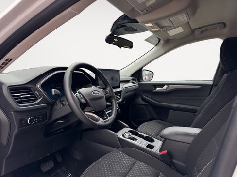 Used 2023 Ford Escape Active w/ Tech Pack #2 image 9