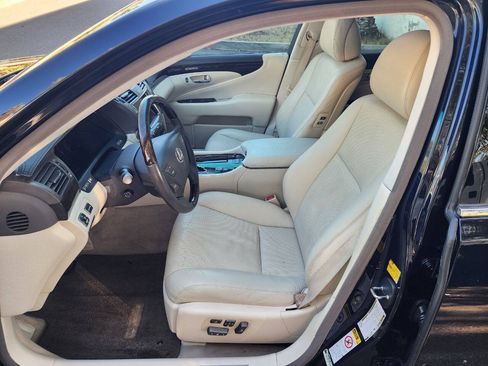 Used 2009 Lexus LS 460 RWD image 10