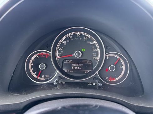 Used 2019 Volkswagen Beetle 2.0T S FWD image 33