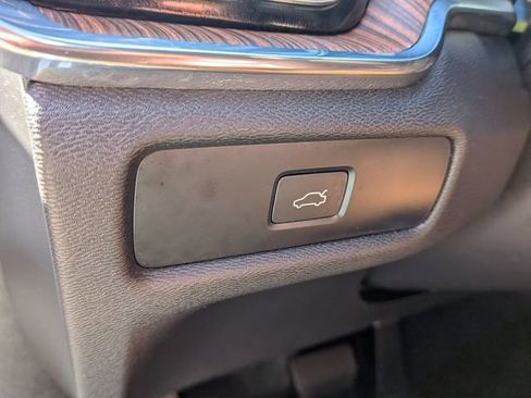 Certified 2023 Volvo V60 B5 Cross Country Plus AWD/4WD image 23