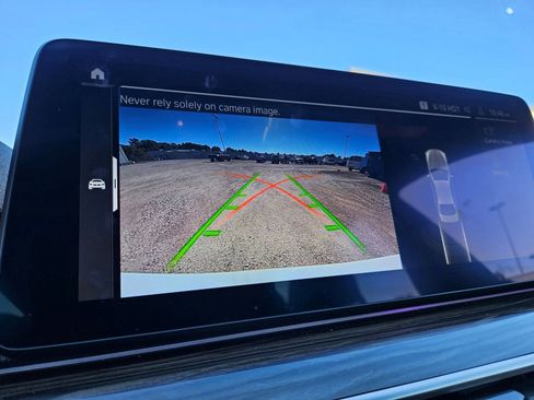 Used 2021 BMW 540i w/ Convenience Package image 19