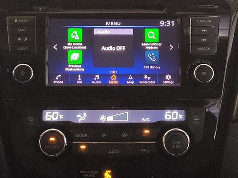 Used 2019 Nissan Rogue SV w/ Premium Package FWD image 25