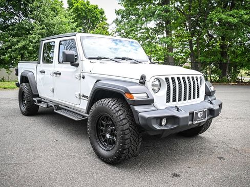 Used 2020 Jeep Gladiator Sport w/ Quick Order Package 24S AWD/4WD image 6