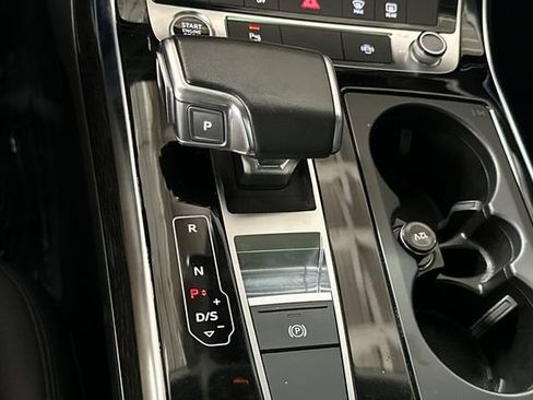 Used 2022 Audi Q7 2.0T Premium w/ Convenience Package AWD/4WD image 27