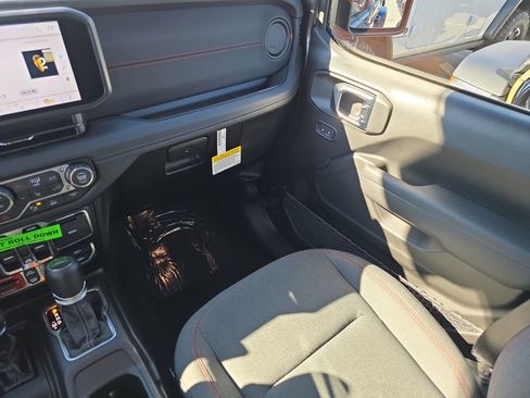 New 2026 Jeep Gladiator Rubicon w/ Safety Group image 16