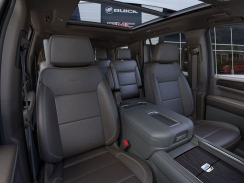 New 2024 GMC Yukon Denali w/ Advanced Technology Package AWD/4WD image 16