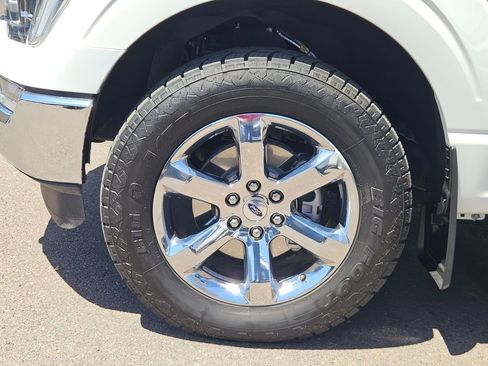 Used 2021 Ford F150 Lariat w/ Equipment Group 502A High AWD/4WD image 10