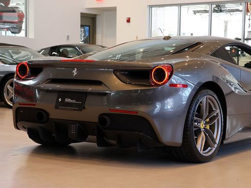 Certified 2019 Ferrari 488 GTB RWD image 42
