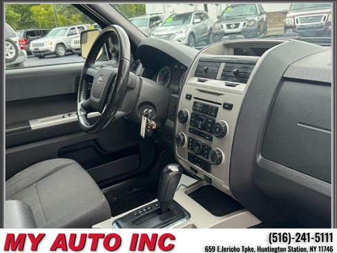 Used 2012 Ford Escape XLT AWD/4WD image 24