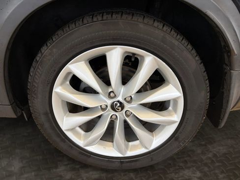 Used 2019 INFINITI QX50 Luxe w/ Cargo Package image 39