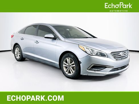 Used 2017 Hyundai Sonata SE w/ Cargo Package image 1