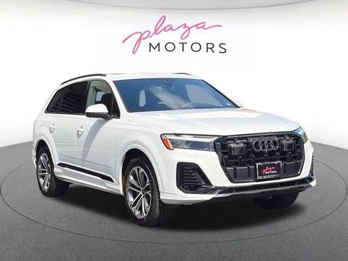 Certified 2026 Audi Q7 2.0T Premium AWD/4WD image 3