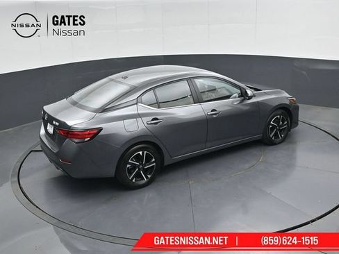 Used 2025 Nissan Sentra SV FWD image 43