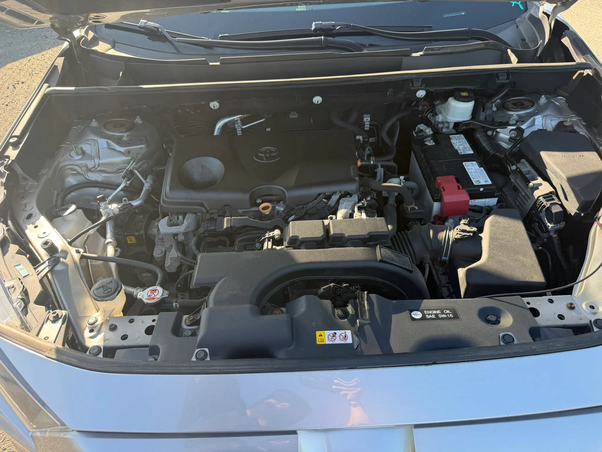 Used 2021 Toyota RAV4 LE AWD/4WD image 27