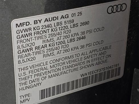 Used 2025 Audi Q3 2.0T Premium Plus w/ Premium Plus Package image 37