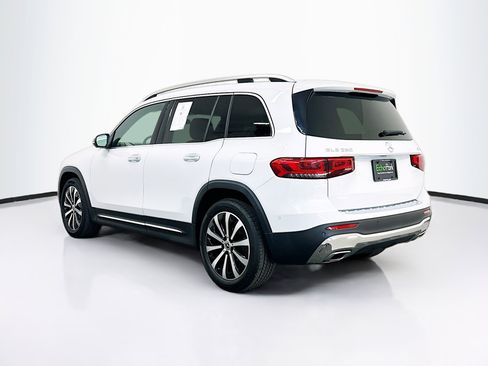 Used 2023 Mercedes-Benz GLB 250 4MATIC w/ Premium Package image 5
