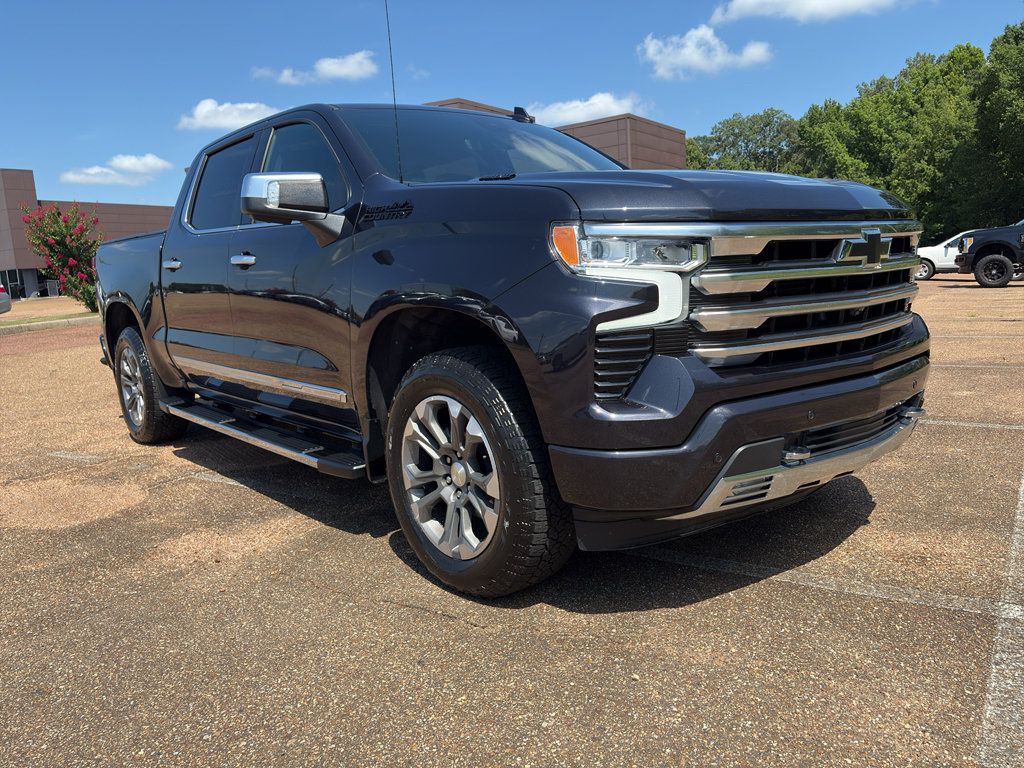 Used 2023 Chevrolet Silverado 1500 High Country w/ Technology Package AWD/4WD image 1