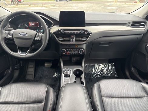 Used 2022 Ford Escape SEL image 18