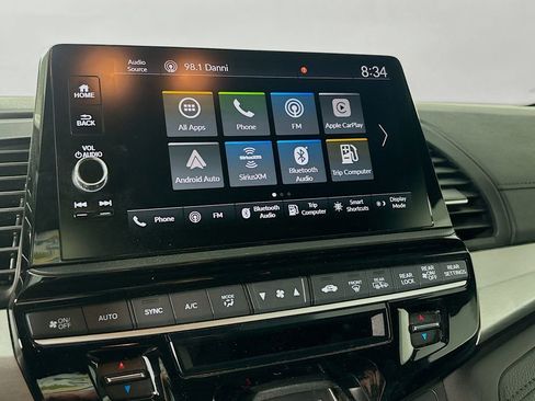 Used 2025 Honda Odyssey Sport-L image 15