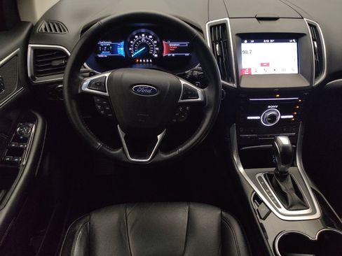 Used 2017 Ford Edge Titanium w/ Equipment Group 301A FWD image 22