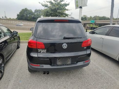 Used 2017 Volkswagen Tiguan Wolfsburg Edition FWD image 12