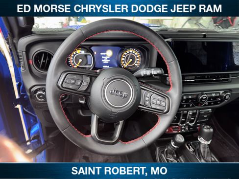 Used 2024 Jeep Wrangler Unlimited Rubicon w/ Technology Group AWD/4WD image 24