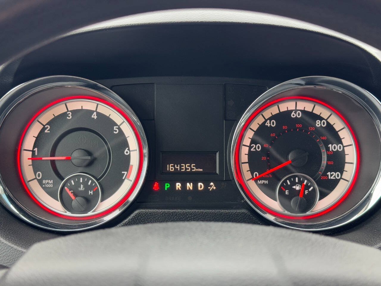 Used 2017 Dodge Grand Caravan SE FWD image 17