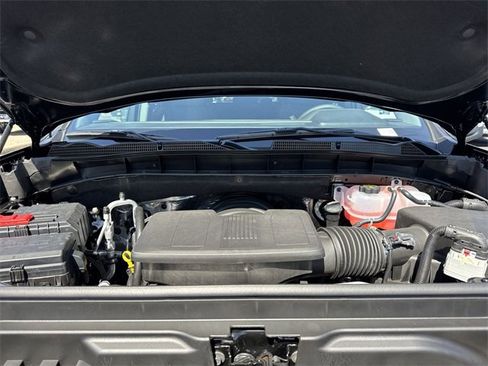 New 2026 GMC Sierra 1500 SLE image 23