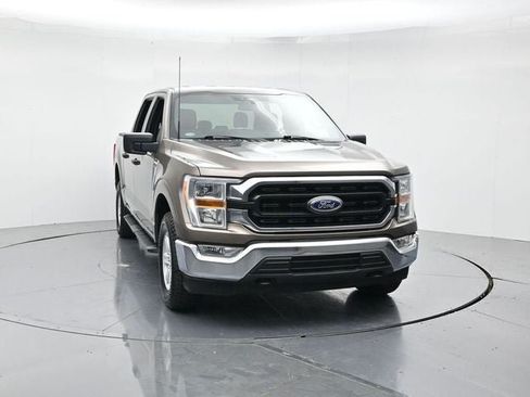 Used 2022 Ford F150 XLT w/ Equipment Group 301A Mid AWD/4WD image 6