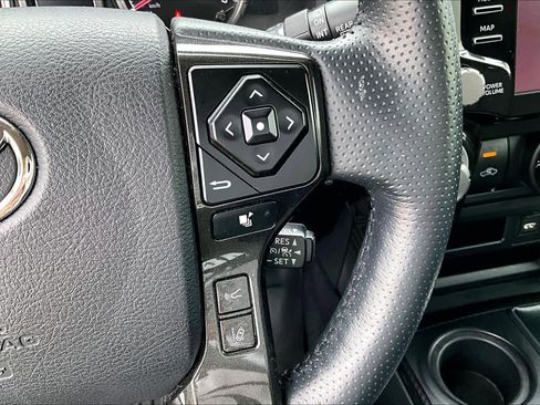 Used 2024 Toyota 4Runner TRD Off-Road Premium w/ Off Road Premium Plus Package AWD/4WD image 22