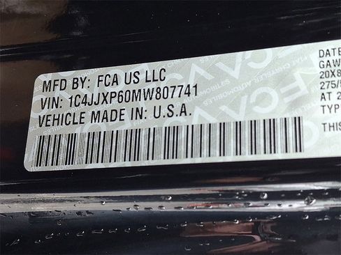 Used 2021 Jeep Wrangler Unlimited Sahara w/ Cold Weather Group image 26