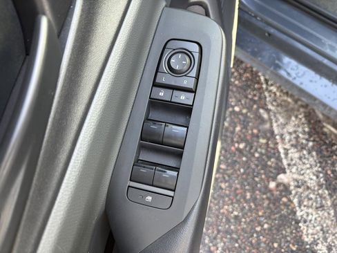 Used 2024 Toyota Prius LE image 18