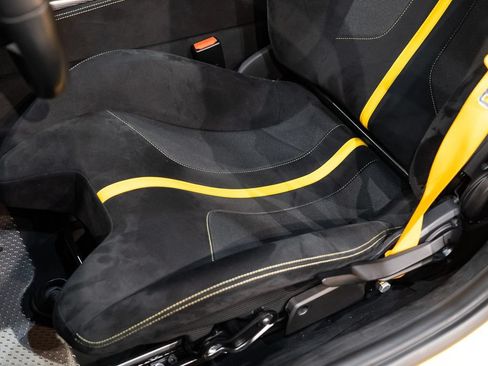 Certified 2016 Ferrari F12tdf RWD image 35