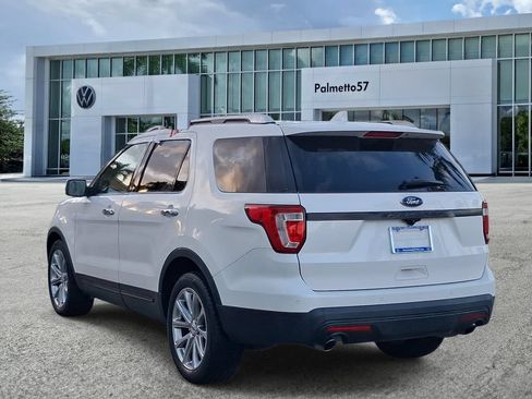 Used 2016 Ford Explorer Limited w/ Equipment Group 301A FWD image 4